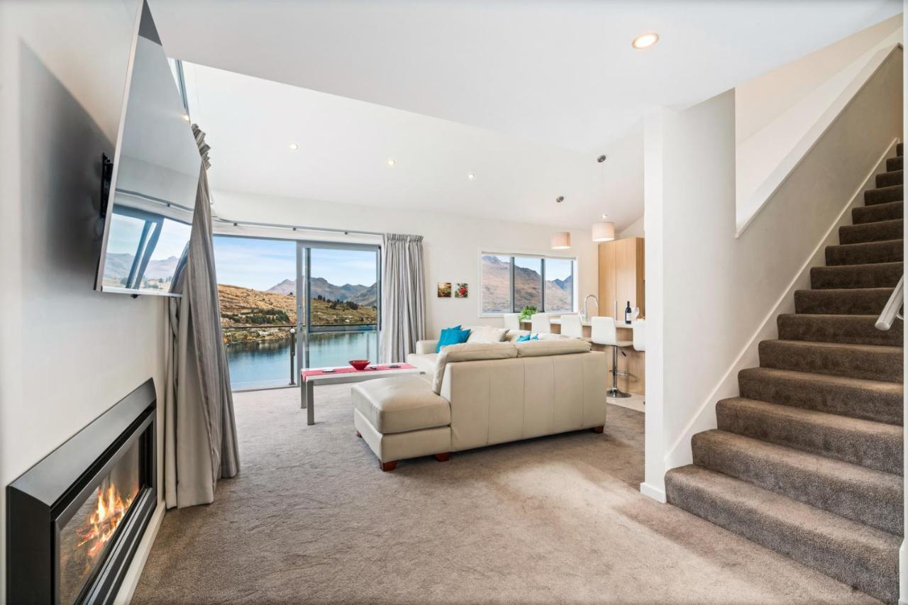 Lakeview Retreat - Queenstown Holiday Home Eksteriør billede